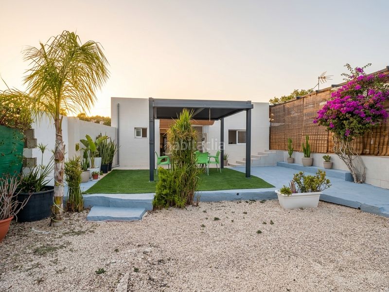 Foto e108d461-7dd2-4d94-b48f-4fc4cd761c71. Affitto chalet in Moralet Alicante