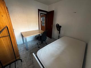 Location Appartement  Calle tibi. Habitación en alquiler –  amplio y luminoso
