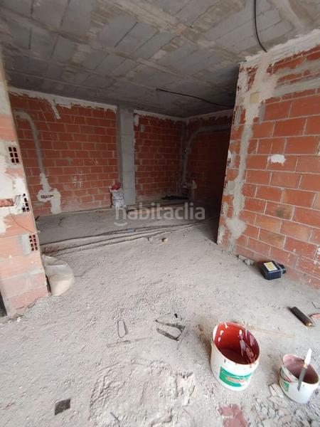 Foto f74c112a-e3f8-49ad-97f8-8487e749d7b2. Edifici a Norte Sant Vicent del Raspeig