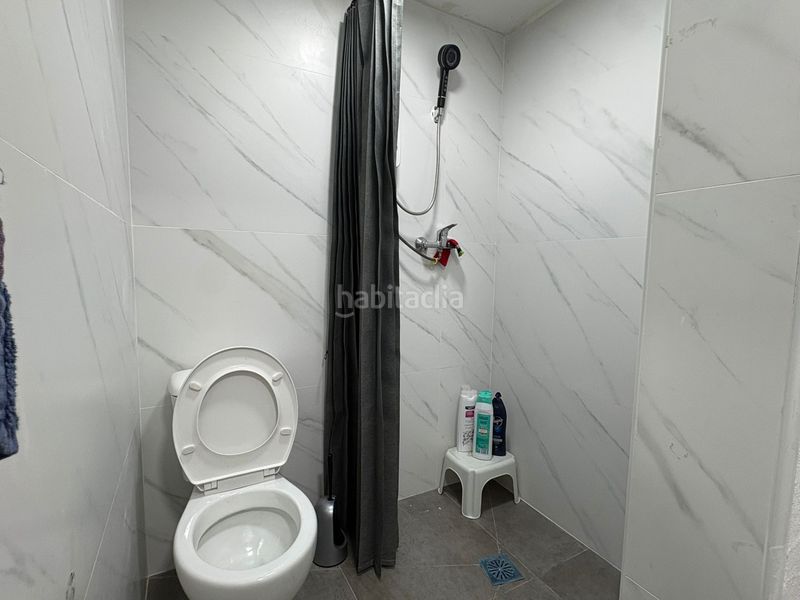 Foto d4ba28e0-5e58-43de-ac70-7f1fff155d43. Local comercial a Petrer