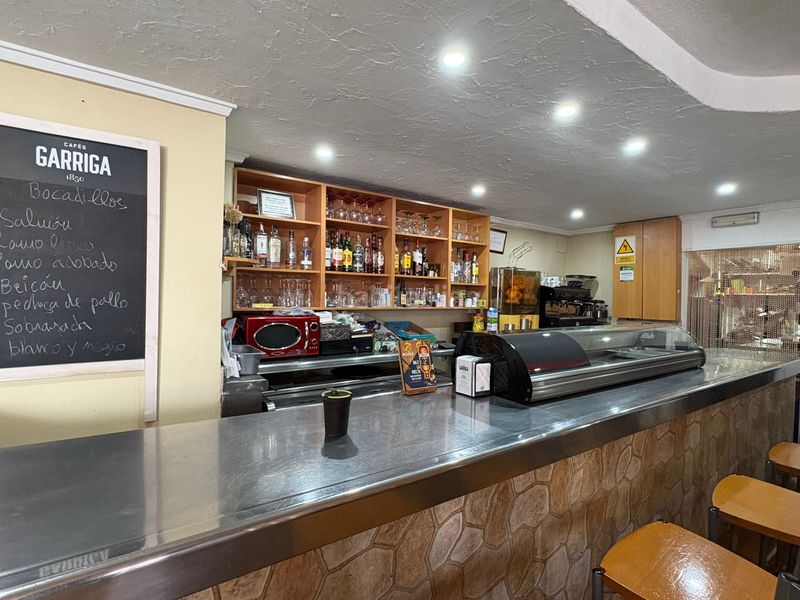 Foto d8c2eb0b-0916-4437-9a48-72b7248c1cc0. Local comercial a Petrer