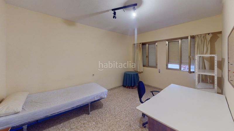 Foto c5b13e8d-5ff5-4aeb-bdae-497b2ec58f9f. Dúplex amb aparcament a Centro Sant Vicent del Raspeig