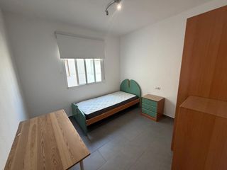 Affitto Appartamento  Carrer pi y margall. Alquiler de habitación en calle pi y margall