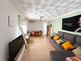 Lloguer Pis  Calle labradores. Habitación en alquiler solo para estudiantes o jovenes trabajado