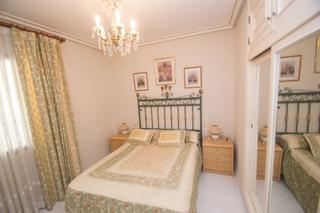 Apartament a La Veleta. Acogedor apartamento de 2 dormitorios, 1 baño y terraza de 6m. i