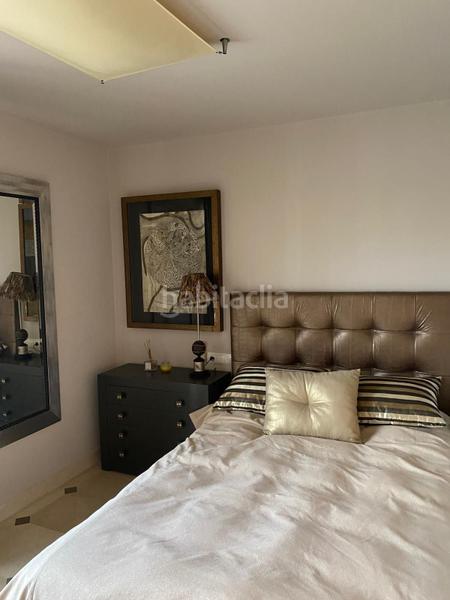 Foto 48f294f7-c5d1-440b-b791-aa2f1084ef5f. Pis amb piscina a Playa Levante Benidorm