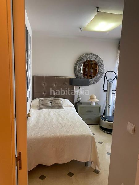 Foto f5f8db3d-17e8-4637-9fa4-e57599d90cd3. Pis amb piscina a Playa Levante Benidorm