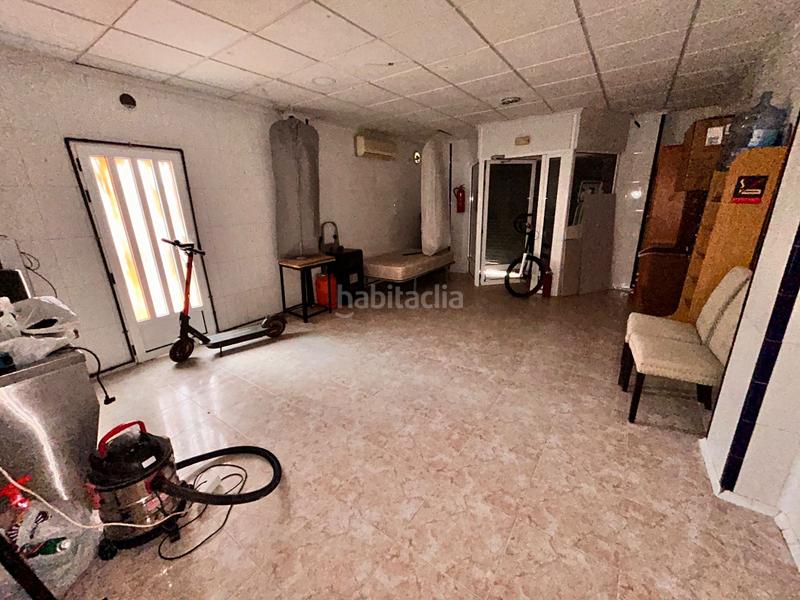 Foto 42a3dcdb-3cb5-4384-bfff-28a134f515b4. Masía amplia casa de pueblo en venta con 4 dormitorios, patio privado y vistas a la montaña. descubre tu hogar perfecto en la tranquilid en Alicante