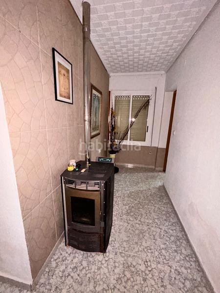 Foto 8dfe053b-ffb5-441b-b9ba-0df53a85e59a. Masía amplia casa de pueblo en venta con 4 dormitorios, patio privado y vistas a la montaña. descubre tu hogar perfecto en la tranquilid en Alicante