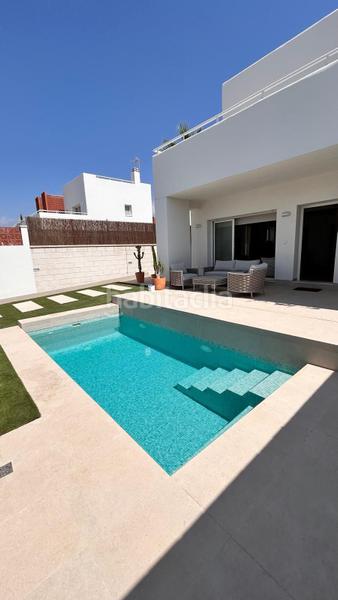 Foto 153bd613-8743-4d61-bfdb-d8080dbabb07. Casa amb piscina a Pilar de la Horadada ciudad Pilar de la Horadada