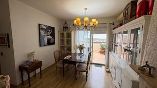 Etagenwohnung in La Nucia Pueblo. Piso en venta en la nucía con terraza y vistas a la montaña