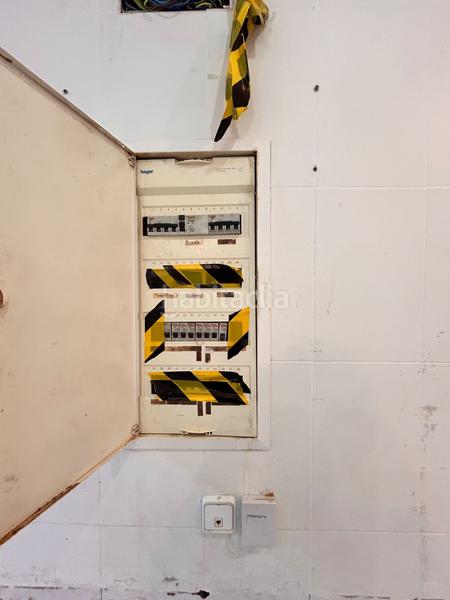 Foto cc2f8248-3c31-4128-8436-6f81cab9b307. Miete geschäftsraum in caratula 16 in Ciutat Universitària Elche / Elx