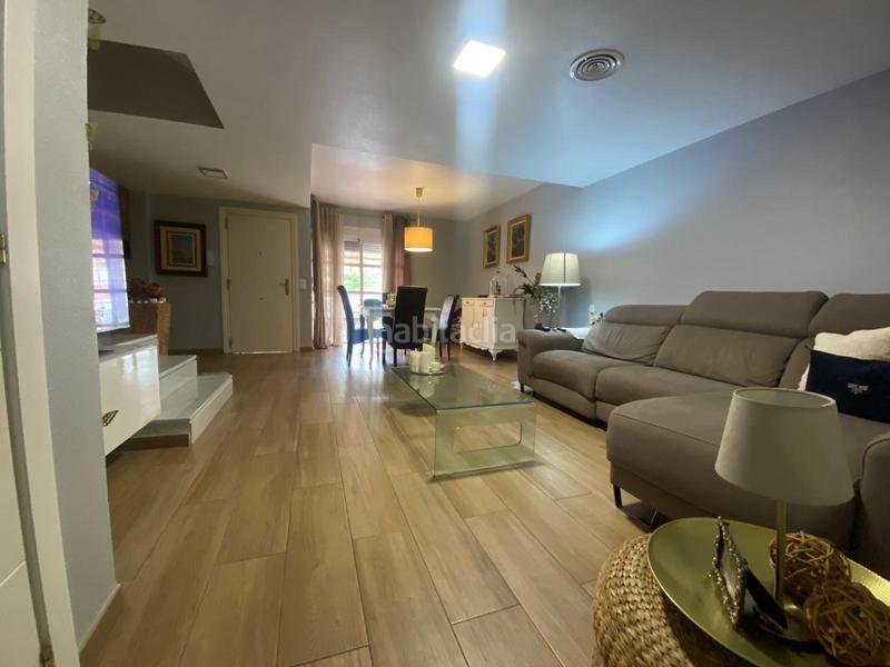 Foto 214b008b-8f51-4e02-a5ad-d419c35569b5. Zweistöckige wohnung mit parking in Casillas Murcia