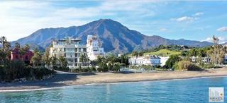 Etagenwohnung en Guadalobn. Apartamento de lujo en primera lnea de playa