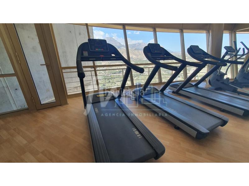 Foto 772727d4-f58c-4b90-8ec1-67edc8e30062. Appartement dans Playa Poniente Benidorm