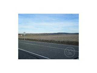 Terrain résidentiel à Gemuño. Terreno venta el fresno