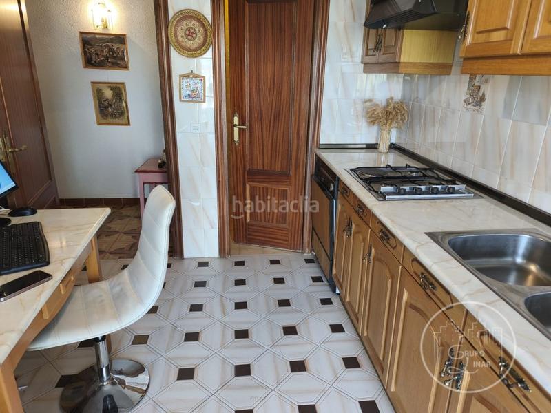 Foto 12de8aec-e82b-4a4c-ad8c-befec8557c94. Xalet amb aparcament a Solosancho