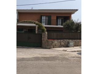 Xalet  N/a. Chalet con jardín en solosancho
