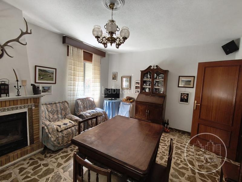 Foto 5e99d985-1aed-422c-b818-10b67111708d. Xalet amb aparcament a Solosancho