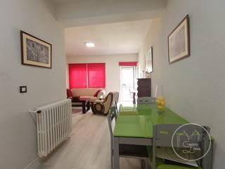 Etagenwohnung  N/a. Edificio de dos pisos en venta
