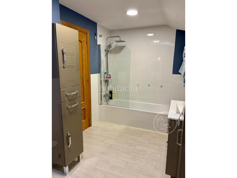 Foto 31bab2bd-c60e-40ef-9ec3-028cbe3e5ea4. Dúplex amb aparcament piscina a Via Romana Segovia