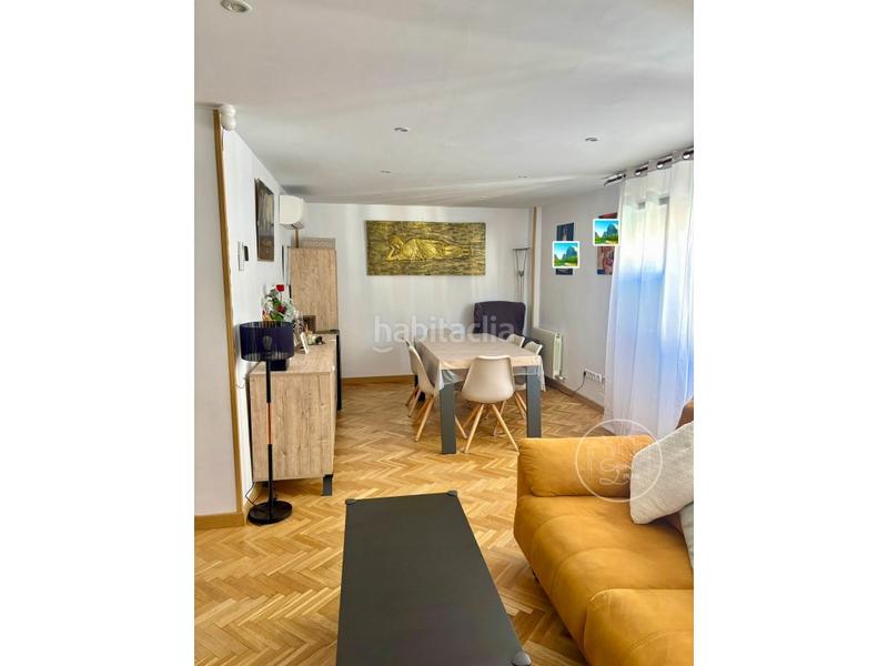 Foto 535450e5-c6c7-4a75-b709-d0115f29f0ea. Dúplex amb aparcament piscina a Via Romana Segovia