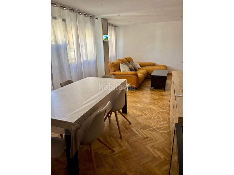 Foto ecaba476-bb6e-47c8-8b12-02ea7dad7b9f. Dúplex amb aparcament piscina a Via Romana Segovia