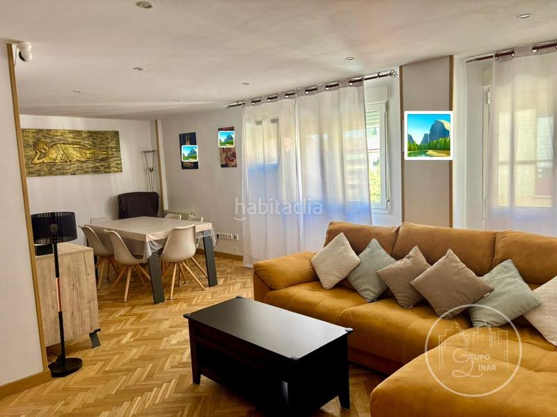 Foto f98f941b-34a3-42fc-8a22-a5e666863555. Dúplex amb aparcament piscina a Via Romana Segovia