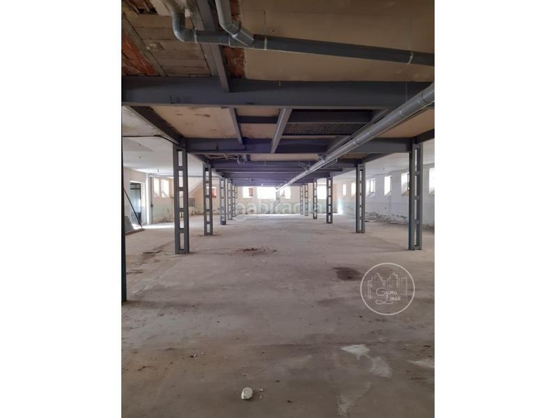 Foto 6caea99b-7ee6-4b49-ac98-b6eb052fc1ae. Nave industrial almacén venta en Sur Ávila