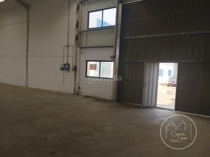 Foto e05bd43b-eb1f-43bd-816a-bfcb00a0b122. Nau industrial a Zona Rural Ávila