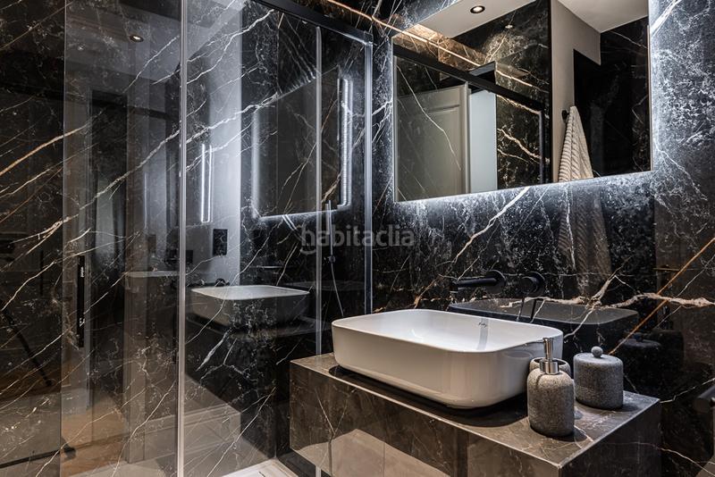 Foto 22968d16-3c35-4541-8ba7-0a5aa5473e1c. Appartamento in calle de ruiz de alarcón 25 in Jerónimos Madrid