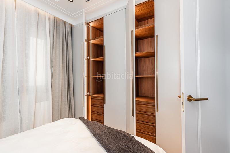 Foto a31c4628-8ceb-4613-a7da-286809467380. Appartamento in calle de ruiz de alarcón 25 in Jerónimos Madrid