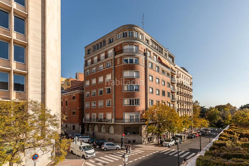 Foto a71c6aa4-f8d6-4b04-84b0-ecc14fa87802. Appartamento in calle de ruiz de alarcón 25 in Jerónimos Madrid