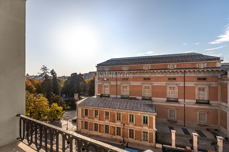 Foto ac89ee5a-8d63-4b35-abda-a0aabacac69b. Appartamento in calle de ruiz de alarcón 25 in Jerónimos Madrid