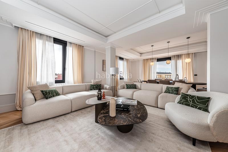 Foto 2250ab68-7964-4bc8-9bf7-b28b8ec6848e. Appartamento con camino riscaldamento parcheggio in Madrid