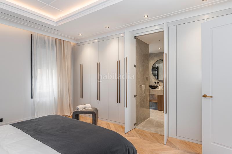 Foto 58fe0004-c8f2-4238-9a7a-1f4068080f4d. Appartamento con camino riscaldamento parcheggio in Madrid