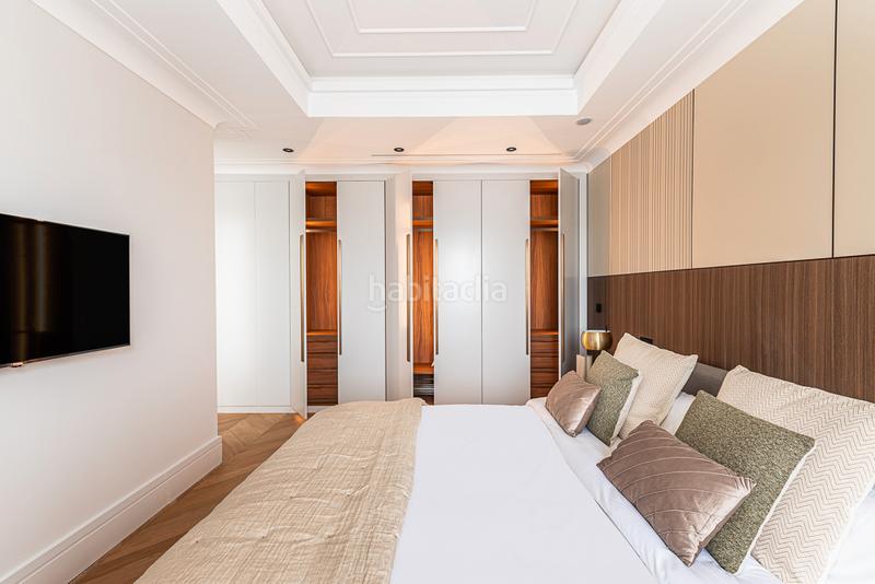 Foto abc6e114-861c-41f4-8ad7-93d2cc9a9250. Appartamento con camino riscaldamento parcheggio in Madrid