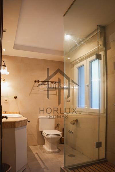 Foto a6a9fa72-6446-45fb-b5f8-84968d1af91a. Chalet mit kamin heizung parking pool in Monteclaro Pozuelo de Alarcón