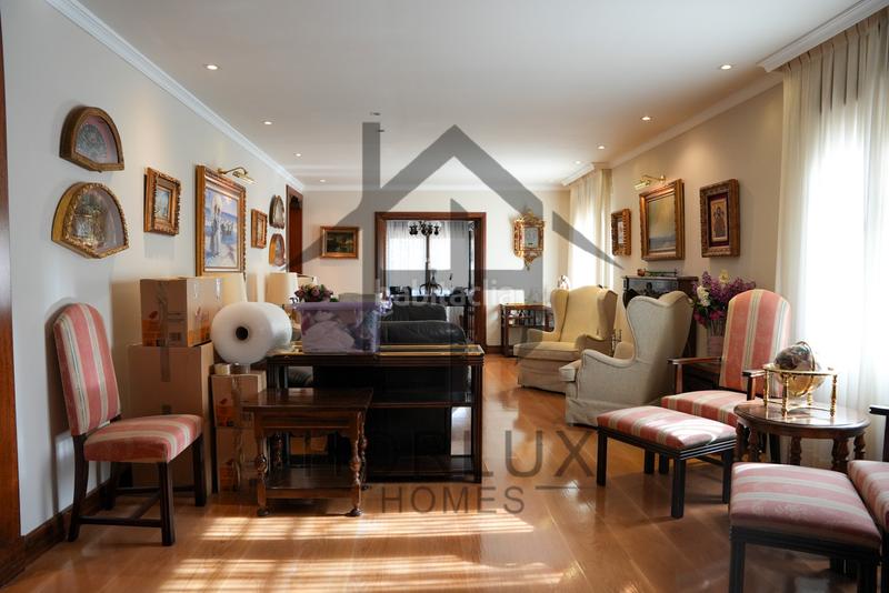 Foto a9a67d8e-b1e5-4fd2-9577-446cf01a1ff1. Chalet mit kamin heizung parking pool in Monteclaro Pozuelo de Alarcón