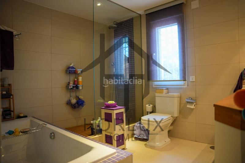 Foto cba70ede-24c6-4da7-a2c4-ee3f1531e8ea. Chalet mit kamin heizung parking pool in Monteclaro Pozuelo de Alarcón