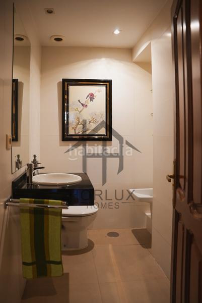 Foto f59d215d-3bc9-4d2f-b3fa-8e1e7a2b6c57. Chalet mit kamin heizung parking pool in Monteclaro Pozuelo de Alarcón