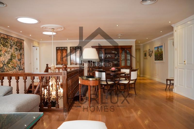 Foto fee071ec-c430-4721-aa90-f35151e71a9a. Chalet mit kamin heizung parking pool in Monteclaro Pozuelo de Alarcón