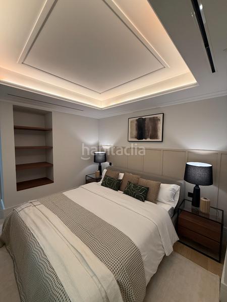 Foto 35c262a2-8e39-44c1-bf25-1240d6f028c0. Flat with fireplace heating in Sol Madrid