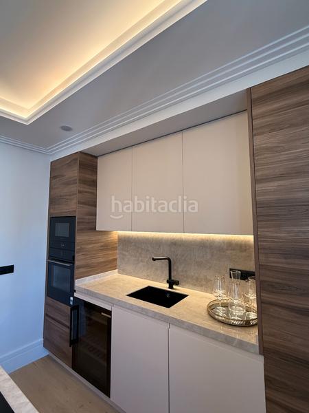 Foto 378cf874-a53b-40f5-bf97-fb0a13b57c37. Flat with fireplace heating in Sol Madrid