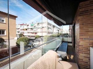 Pis a Calle leoncio rojas 8. Estupendo piso en venta