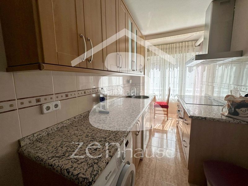 Foto 3c1d6cbf-9324-418b-bc83-5ad10408d242. Rent flat in Universidad Getafe