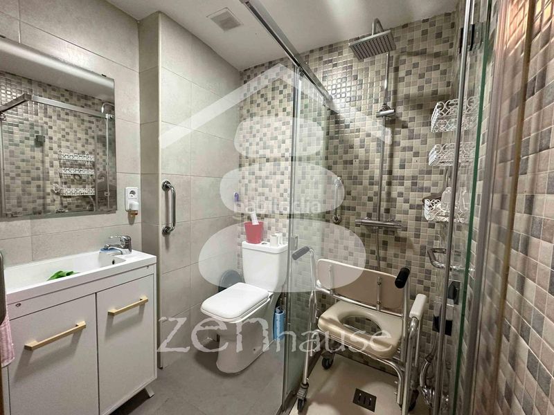 Foto b241cc95-5d26-4e59-b533-f026ec334c31. Pis amb aparcament a Montserrat-Parque Empresarial San Fernando de Henares