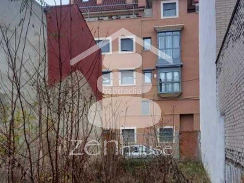 Foto 7febd04d-a91e-45e5-9c8b-1b0c0b8e8d5e. Terreny residencial a Opañel Madrid