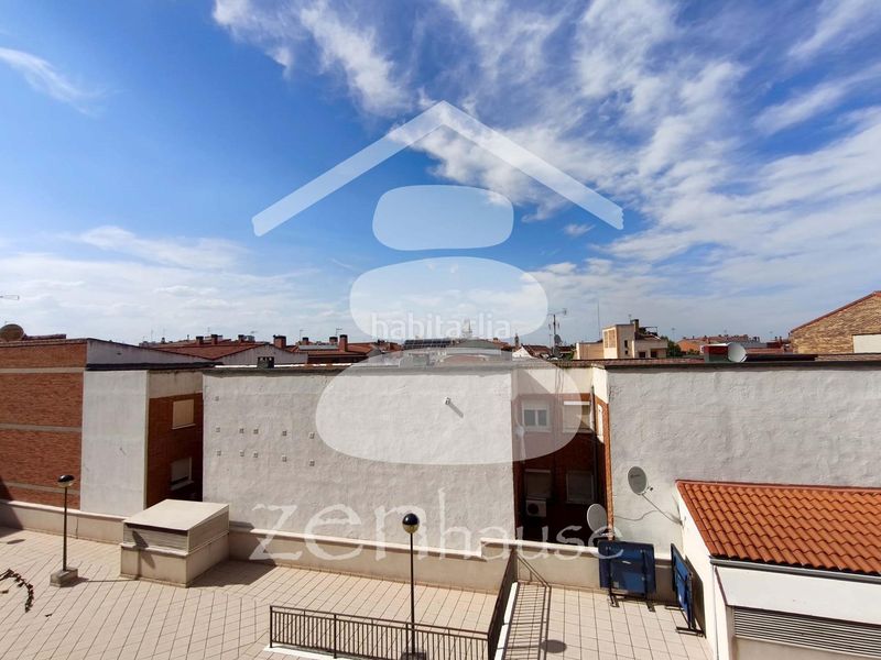 Foto 8add3f1a-b740-4abf-951c-e673a6ddba2f. Flat with heating parking pool in San Isidro Getafe