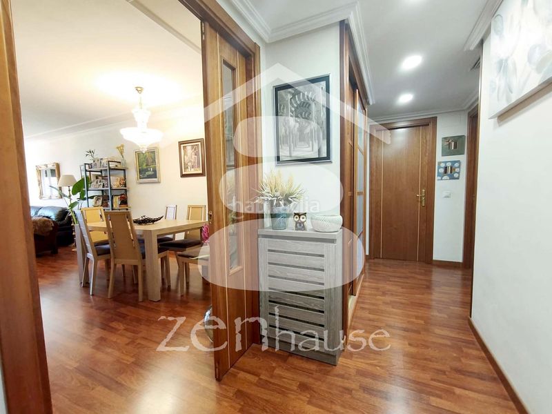 Foto ae0c2765-97bd-46e0-9d70-42cbf3c181dc. Flat with heating parking pool in San Isidro Getafe
